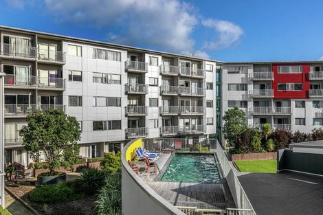 Photo of property in Shoal Haven Apartments, 307a/130 Anzac Street, Takapuna, Auckland, 0622