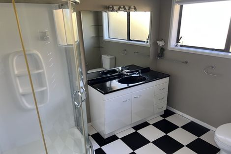 Photo of property in 55 Meadowvale Avenue, Forrest Hill, Auckland, 0620