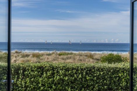 Photo of property in 220b Beverley Terrace, Whangamata, 3620