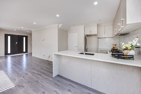 Photo of property in 68a Henwood Road, Mangere East, Auckland, 2024