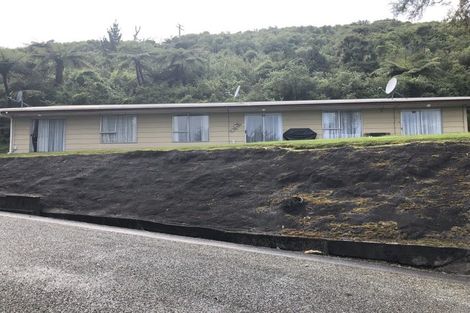 Photo of property in 51a&b Murray Street, Greymouth, 7805