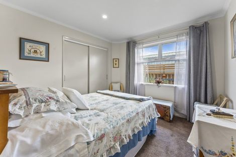 Photo of property in 98 Matai Street, Castlecliff, Whanganui, 4501