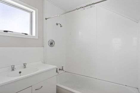 Photo of property in 4 Tui Street, Outer Kaiti, Gisborne, 4010