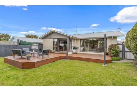 Photo of property in 47 Kathleen Crescent, Hornby, Christchurch, 8042