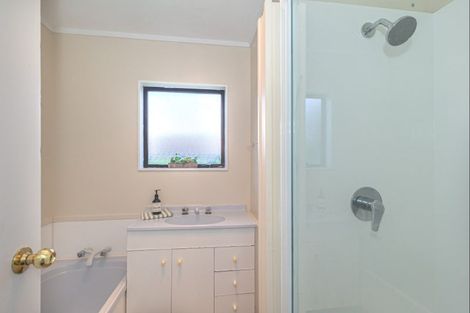 Photo of property in 17a Freyberg Street, Levin, 5510