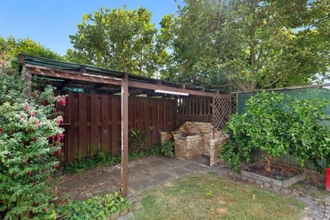 Photo of property in 6 Partington Place, Beerescourt, Hamilton, 3200