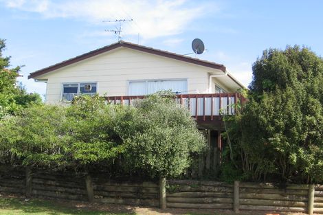 Photo of property in 2/4 Titiwai Place, Birkenhead, Auckland, 0626