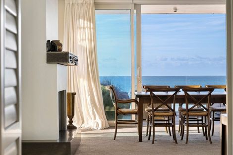 Photo of property in 154 Marine Parade, Mount Maunganui, 3116