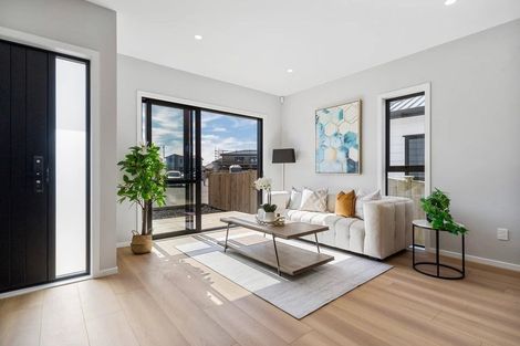 Photo of property in 71 Tributary Parade, Karaka, Papakura, 2113