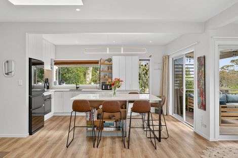 Photo of property in 39 Park Terrace, Corsair Bay, Lyttelton, 8082