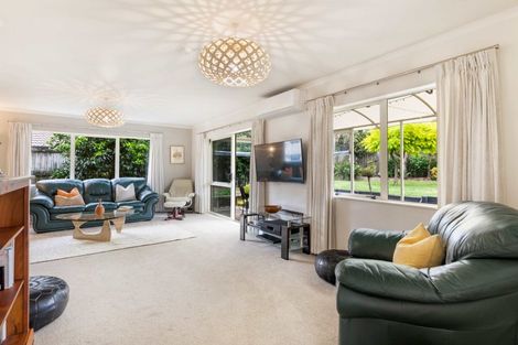 Photo of property in 94 Longford Park Drive, Takanini, 2112