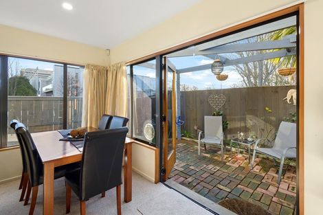 Photo of property in 2/3 Melrose Street, Christchurch Central, Christchurch, 8013