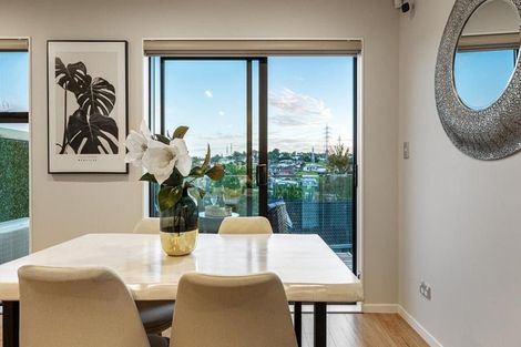 Photo of property in 59b Redwood Drive, Massey, Auckland, 0614