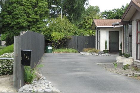 Photo of property in 2/12 Glenharrow Avenue, Avonhead, Christchurch, 8042