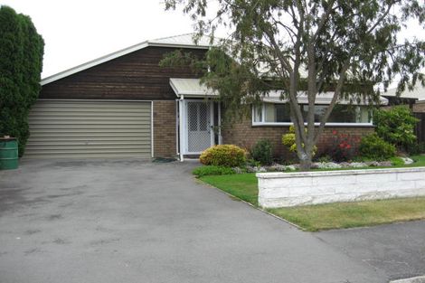 Photo of property in 25 Bowen Street, Upper Riccarton, Christchurch, 8041