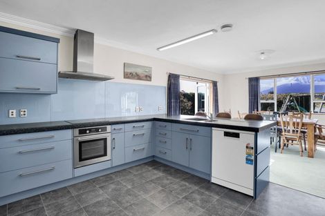 Photo of property in 2775 Eltham Road, Te Kiri, Opunake, 4682