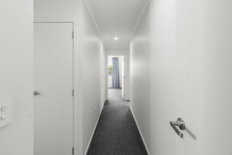 Photo of property in 30 Wrantage Street, Westown, New Plymouth, 4310