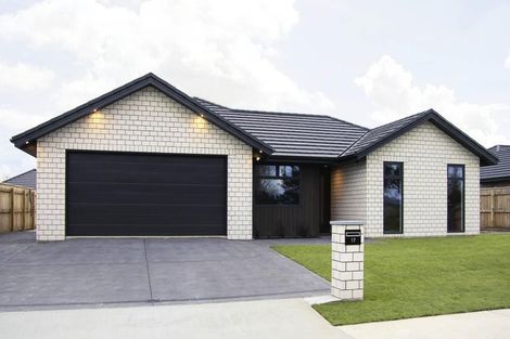 Photo of property in 17 Echo Street, 4702