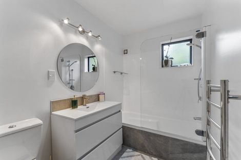 Photo of property in 7 Vera Lane, Paraparaumu, 5032