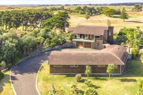 Photo of property in 36 Longbeach Drive, Castlecliff, Whanganui, 4501