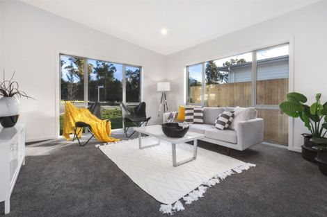Photo of property in 9 Breakwater Way, Whitby, Porirua, 5024