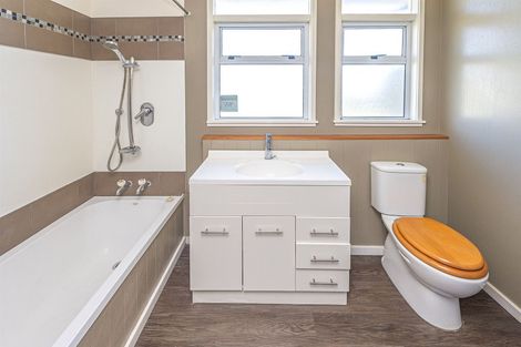 Photo of property in 44 Manuka Street, Castlecliff, Whanganui, 4501