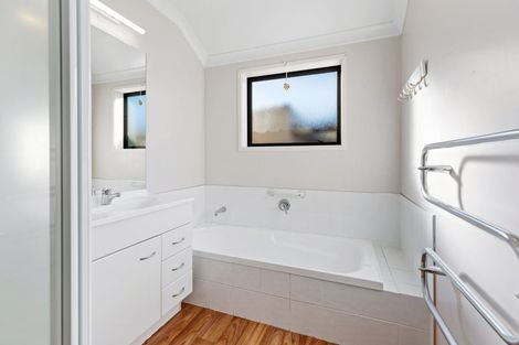 Photo of property in 109 Solomon Street, Brookfield, Tauranga, 3110