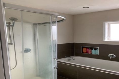 Photo of property in 43 Minaret Drive, Bucklands Beach, Auckland, 2014