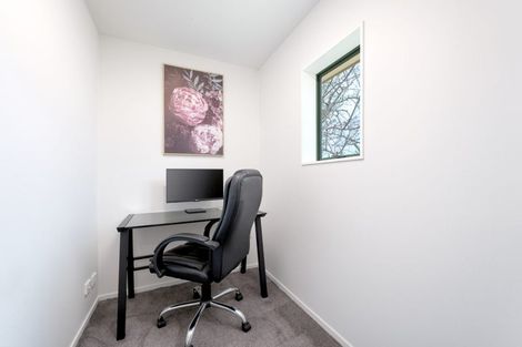 Photo of property in 4 San Pablo Way, Henderson, Auckland, 0612
