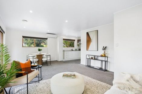 Photo of property in 1/43 Seaton Road, Murrays Bay, Auckland, 0630