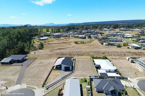Photo of property in 12 Komahimahi Way, Motuoapa, 3382
