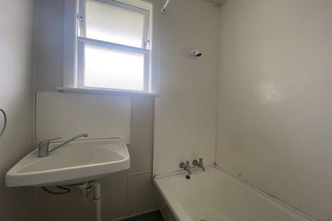 Photo of property in 41-43 Corinna Street, Waitangirua, Porirua, 5024