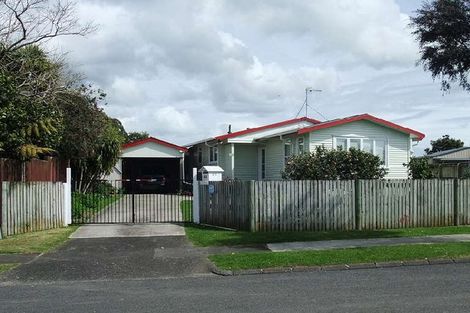 Photo of property in 44 Lavinia Crescent, Mangere East, Auckland, 2024