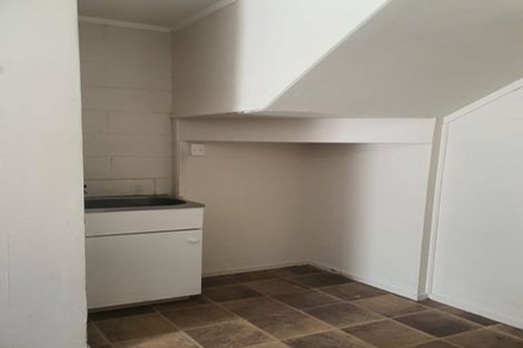 Photo of property in Whitehall Flats, 35unit Malfroy Road, Victoria, Rotorua, 3010