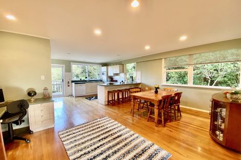 Photo of property in 79 Larsen Crescent, Tawa, Wellington, 5028