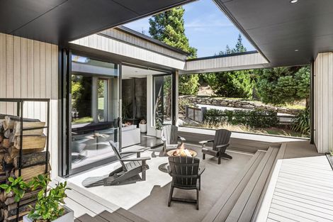 Photo of property in 1 Mcrae Rise, Wanaka, 9305