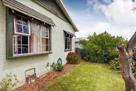 Photo of property in 28 Titoki Street, Palmerston North, 4414
