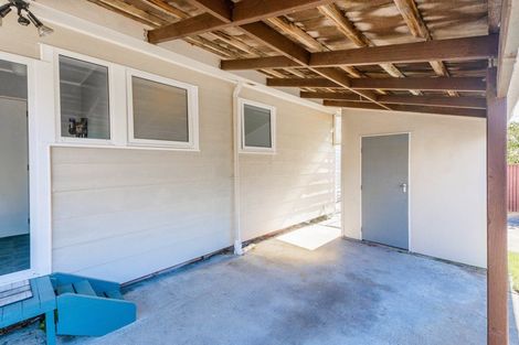 Photo of property in 57 Mazengarb Road, Paraparaumu Beach, Paraparaumu, 5032