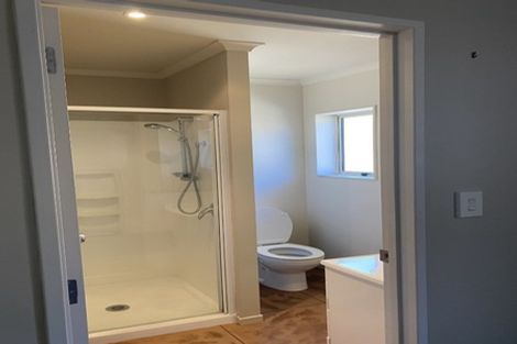 Photo of property in 32 Penrod Drive, Bell Block, New Plymouth, 4312