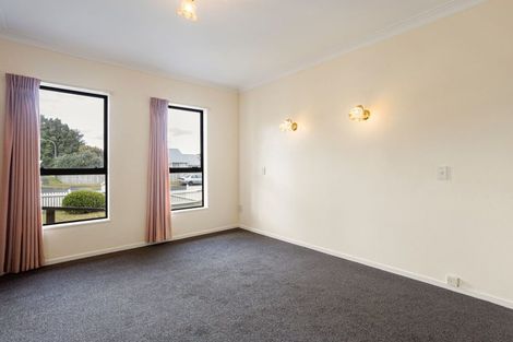Photo of property in 12 Jasmine Avenue, Dinsdale, Hamilton, 3204