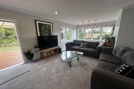 Photo of property in 15 Karaka Grove, Raumati Beach, Paraparaumu, 5032