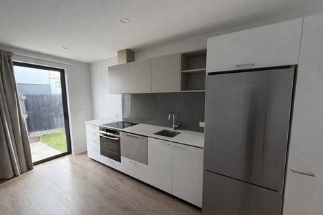 Photo of property in 4/43 New Brighton Road, Shirley, Christchurch, 8061