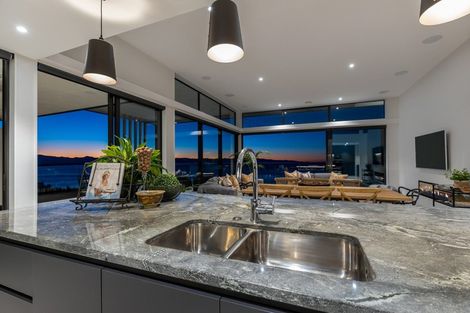 Photo of property in 85 The Cliffs, Britannia Heights, Nelson, 7010