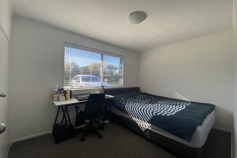 Photo of property in 380 East Coast Road, Sunnynook, Auckland, 0630