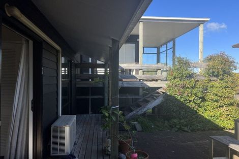 Photo of property in 1/26 East Coast Road, Milford, Auckland, 0620