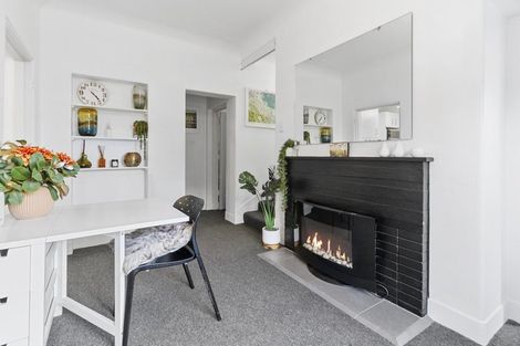 Photo of property in 193u1 The Terrace, Wellington Central, Wellington, 6011
