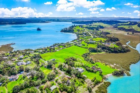 Photo of property in 106 Ridge Road, Mahurangi East, 0982