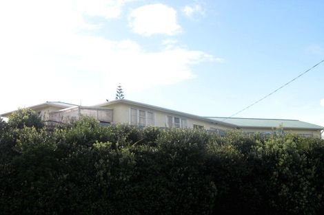 Photo of property in 2 Paritutu Road, Spotswood, New Plymouth, 4310