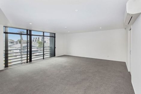 Photo of property in 2/308 Hereford Street, Christchurch Central, Christchurch, 8011