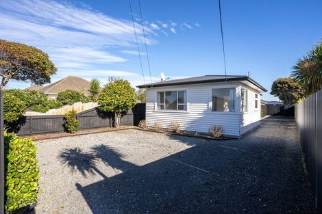 Photo of property in 17 Woodgrove Avenue, North New Brighton, Christchurch, 8083